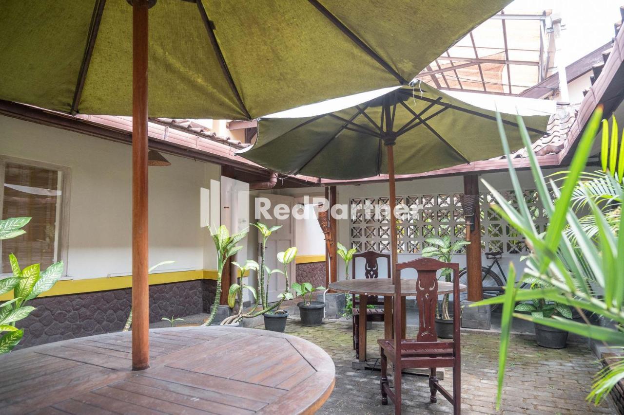 Monginsidi Guest House Syariah Malioboro Yogyakarta Mitra Reddoorz Εξωτερικό φωτογραφία